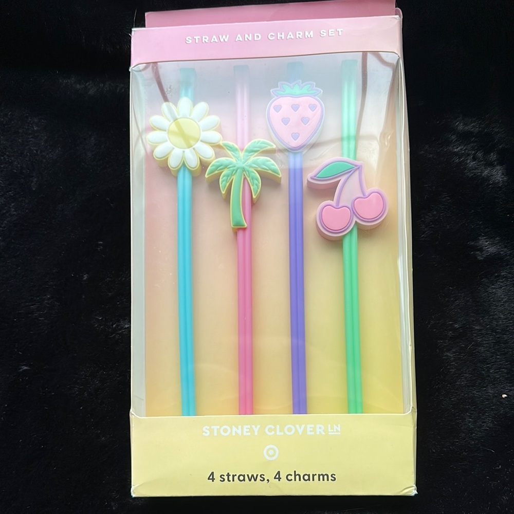 Stoney Clover Lane Pink and Green Party Favors Set
